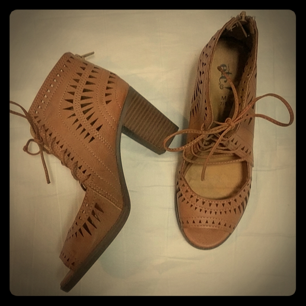 Rue 21 Heels